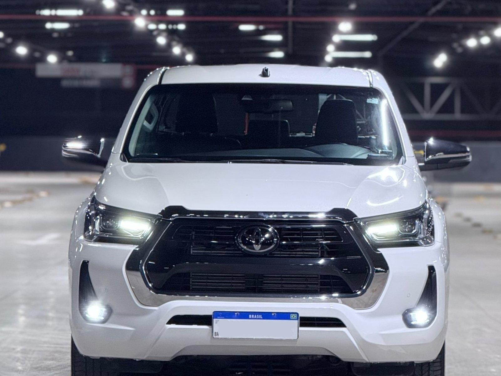 Foto 2 - Toyota Hilux SRX 2.8 Turbo Diesel 4x4