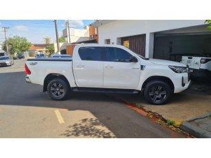 Foto 4 - Toyota Hilux SR 2.8 Turbo Diesel 4x4