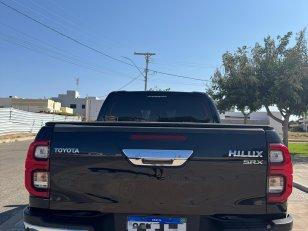 Foto 5 - Toyota Hilux SRX 2.8 Turbo Diesel 4x4