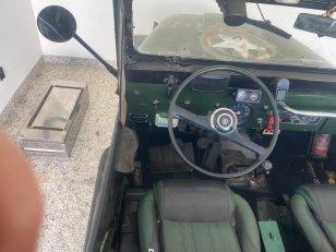 Foto 6 - Ford Jeep CJ-5