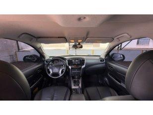 Foto 5 - Mitsubishi L200 Triton Sport HPE 2.4 Turbo Diesel 4x4