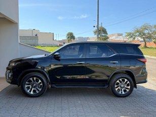 Foto 2 - Toyota Hilux SW4 SRX Diamond 2.8 Turbo Diesel 4x4