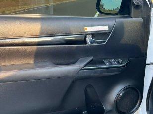 Foto 5 - Toyota Hilux 2.8 Turbo Diesel 4x4 C.S