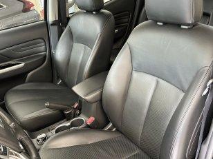 Foto 3 - Mitsubishi L200 Triton Sport HPE-S 2.4 Turbo Diesel 4x4