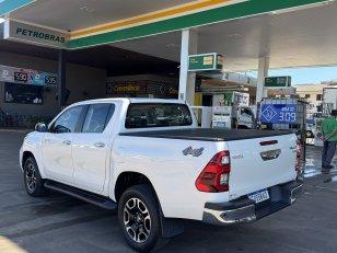 Foto 10 - Toyota Hilux SRX 2.8 Turbo Diesel 4x4