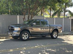 Foto 1 - RAM Classic Laramie 5.7 V8 Gasolina 4x4