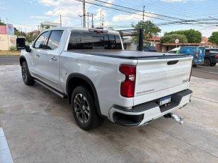 Foto 4 - Chevrolet Silverado 1500 High Country 5.3 V8 Gasolina 4x4