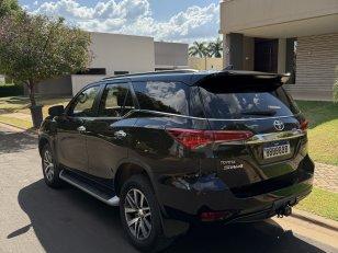 Foto 2 - Toyota Hilux SW4 SRX 2.8 Turbo Diesel 4x4