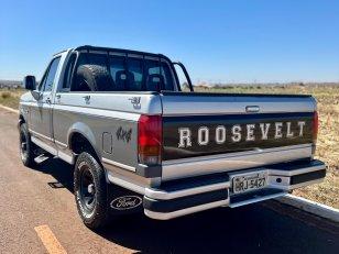 Foto 4 - Ford F1000 XLT 4.3 Turbo Diesel 4x4 C.S