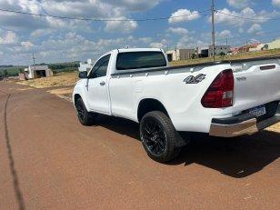 Foto 5 - Toyota Hilux 2.8 Turbo Diesel 4x4 C.S