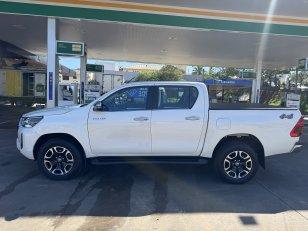 Foto 2 - Toyota Hilux SRX 2.8 Turbo Diesel 4x4