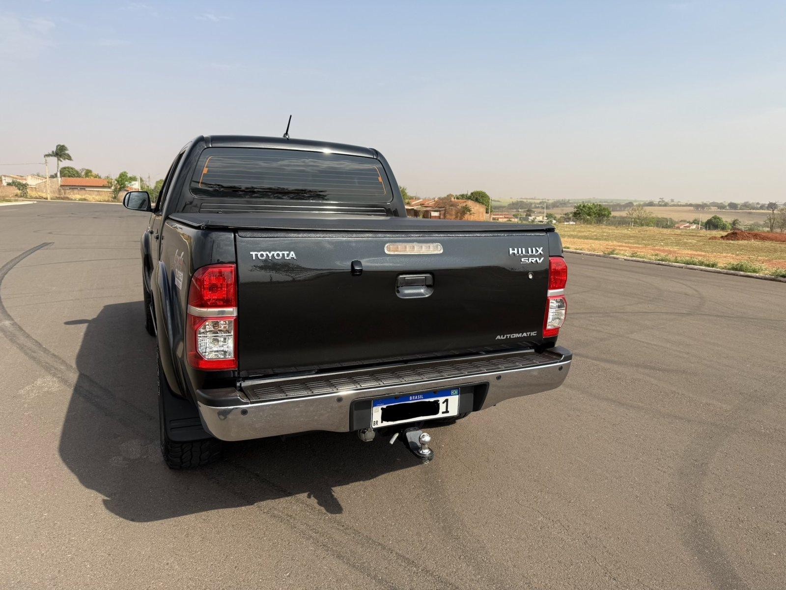 Foto 5 - Toyota Hilux SRV 3.0 Turbo Diesel 4x4