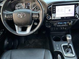 Foto 8 - Toyota Hilux SRX 2.8 Turbo Diesel 4x4