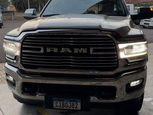 Foto 7 - RAM 3500 Laramie 6.7 Turbo Diesel 4x4
