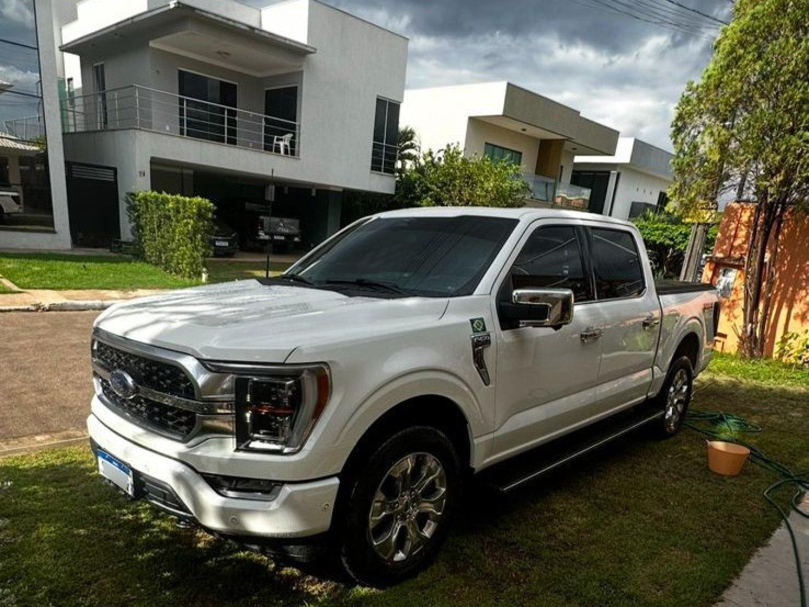 Foto 1 - Ford F150 Platinum 5.0 V8 Gasolina FX4