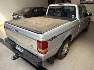 Foto 3 - Ford Ranger STX 4.0 V6 Gasolina 4x2 C.E