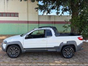 Foto 5 - Fiat Strada Adventure 1.8 C.E.