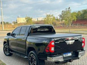 Foto 3 - Toyota Hilux SRX 2.8 Turbo Diesel 4x4