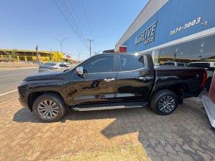 Foto 2 - Mitsubishi Triton HPE-S 2.4 Bi-Turbo Diesel 4x4