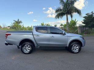 Foto 4 - Mitsubishi Triton GLS 2.4 Bi-Turbo Diesel 4x4