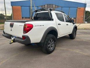 Foto 5 - Mitsubishi L200 Triton Savana 3.2 Turbo Diesel 4x4