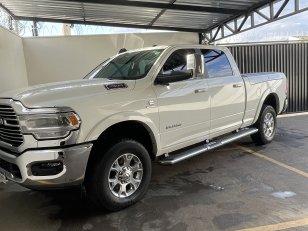 Foto 7 - RAM 3500 Laramie 6.7 Turbo Diesel 4x4