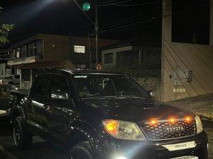 Foto 2 - Toyota Hilux SRV 3.0 Turbo Diesel 4x4