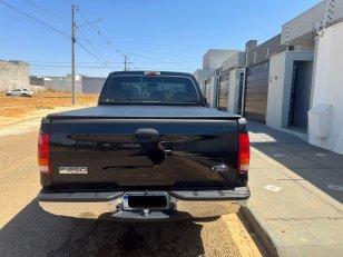 Foto 4 - Ford F250 XLT 3.9 Turbo Diesel 4x2 C.S