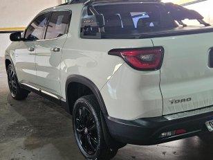 Foto 3 - Fiat Toro Volcano 2.0TDi 16v 4x4