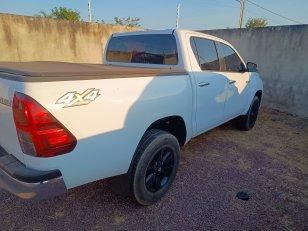 Foto 2 - Toyota Hilux SR 2.8 Turbo Diesel 4x4