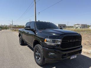 Foto 1 - RAM 2500 Laramie Night Edition 6.7 Turbo Diesel 4x4