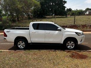 Foto 4 - Toyota Hilux SRV 2.8 Turbo Diesel 4x4
