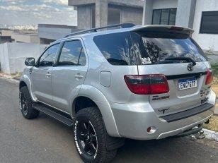 Foto 4 - Toyota Hilux SW4 SRV 3.0 Turbo Diesel 4x4