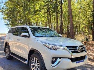 Foto 1 - Toyota Hilux SW4 SRX 2.8 Turbo Diesel 4x4