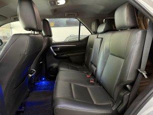 Foto 10 - Toyota Hilux SW4 SRX 2.8 Turbo Diesel 4x4