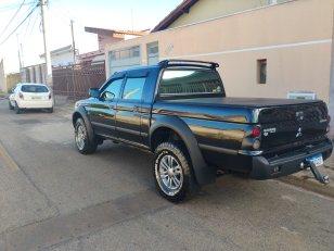 Foto 3 - Mitsubishi L200 Outdoor HPE 2.5 Turbo Diesel 4x4