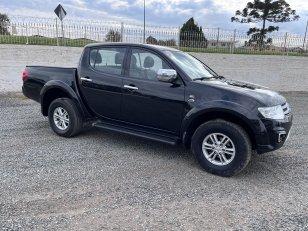 Foto 2 - Mitsubishi L200 Triton HPE 3.2 Turbo Diesel 4x4