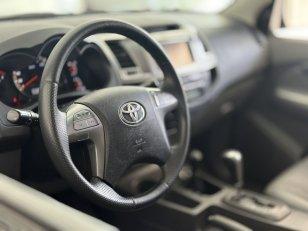 Foto 4 - Toyota Hilux SRV 3.0 Turbo Diesel 4x4