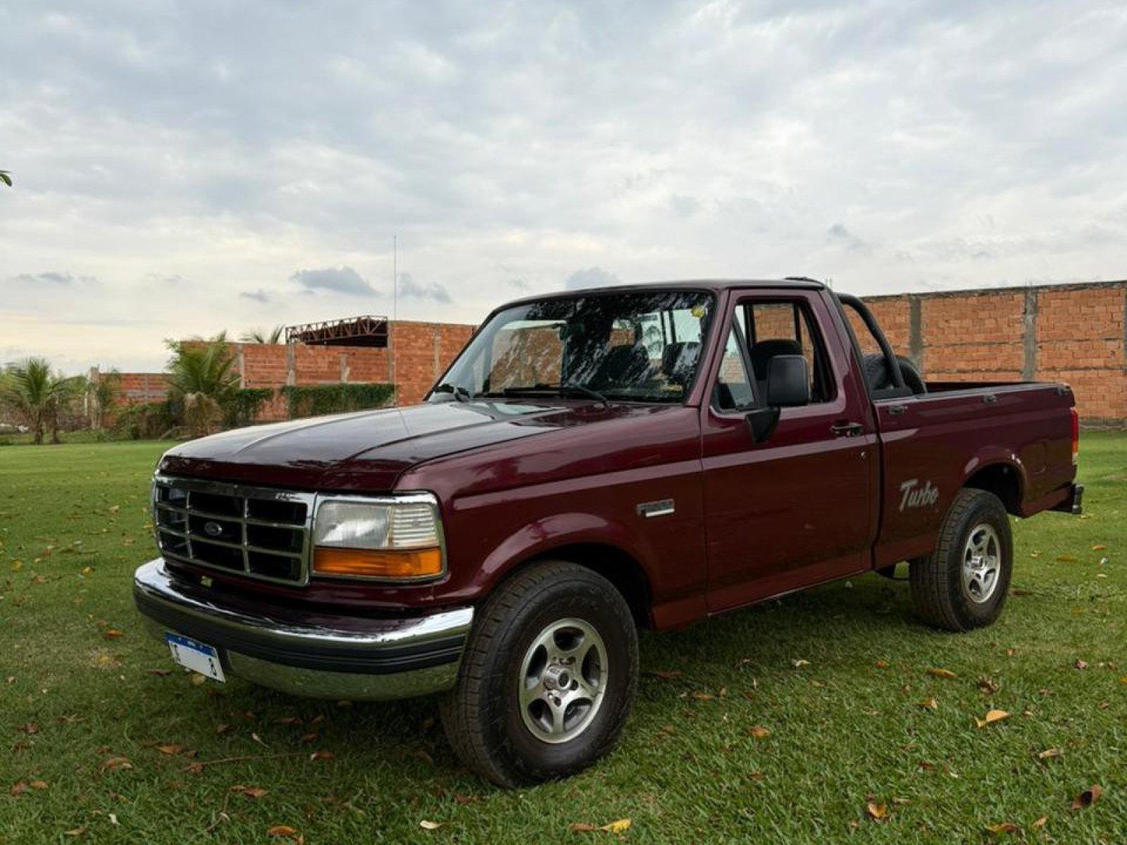 Foto 1 - Ford F1000 XL 4.3 Turbo Diesel 4x2 C.S