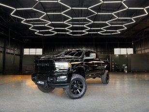 Foto 1 - RAM 2500 Laramie Night Edition 6.7 Turbo Diesel 4x4