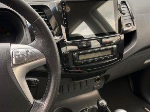 Foto 5 - Toyota Hilux SRV 3.0 Turbo Diesel 4x4