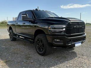 Foto 2 - RAM 3500 Laramie Night Edition 6.7 Turbo Diesel 4x4