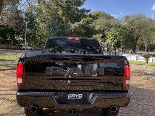 Foto 3 - RAM Classic Laramie Night Edition 5.7 V8 Gasolina 4x4