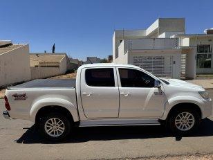 Foto 5 - Toyota Hilux SRV 3.0 Turbo Diesel 4x4