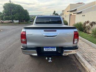 Foto 5 - Toyota Hilux SRX 2.8 Turbo Diesel 4x4