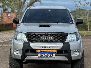 Foto 2 - Toyota Hilux SRV 3.0 Turbo Diesel 4x4