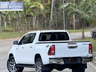 Foto 9 - Toyota Hilux SR 2.8 Turbo Diesel 4x4