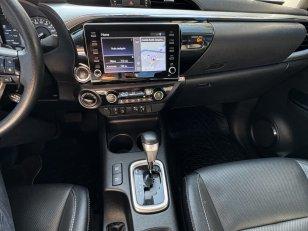 Foto 7 - Toyota Hilux SRX 2.8 Turbo Diesel 4x4