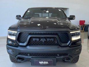 Foto 2 - RAM 1500 Rebel 5.7 V8 Gasolina 4x4