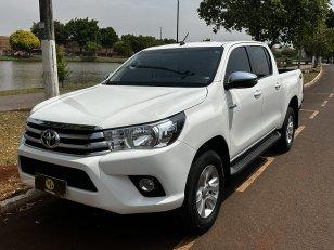 Foto 1 - Toyota Hilux SRV 2.8 Turbo Diesel 4x4